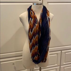 Fall infinity scarf